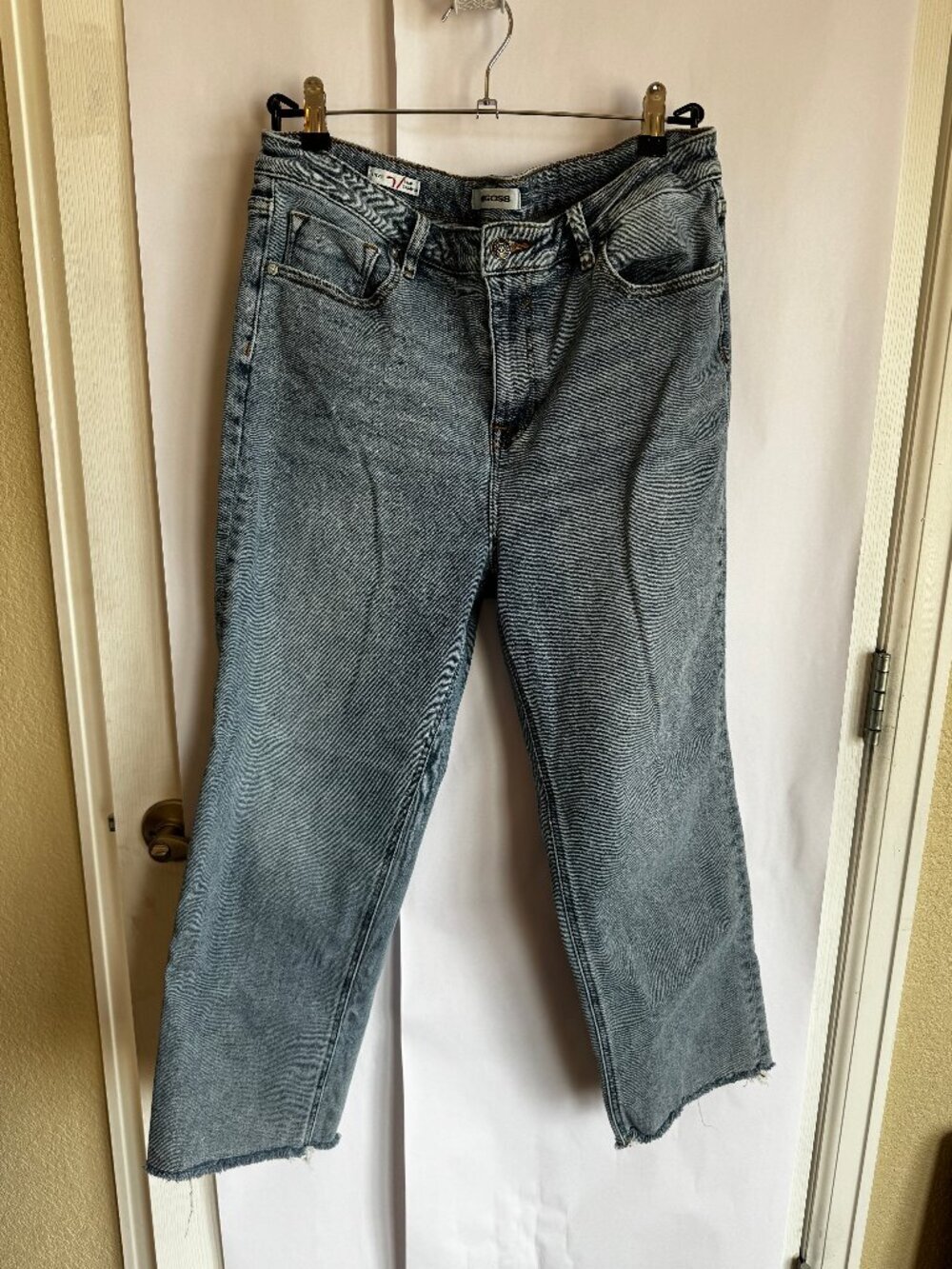 Women's Vigoss Stevie Crop Straight Mid-wash Denim size 14/32
